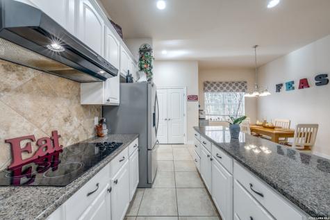 16502 Loma Landing Helotes TX 78023