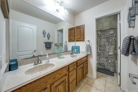 16502 Loma Landing Helotes TX 78023