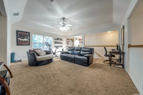 16502 Loma Landing Helotes TX 78023