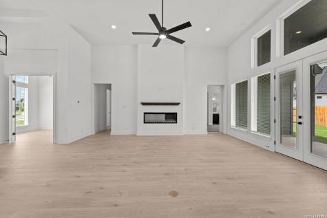 512 Cotorra Springs Cibolo TX 78108