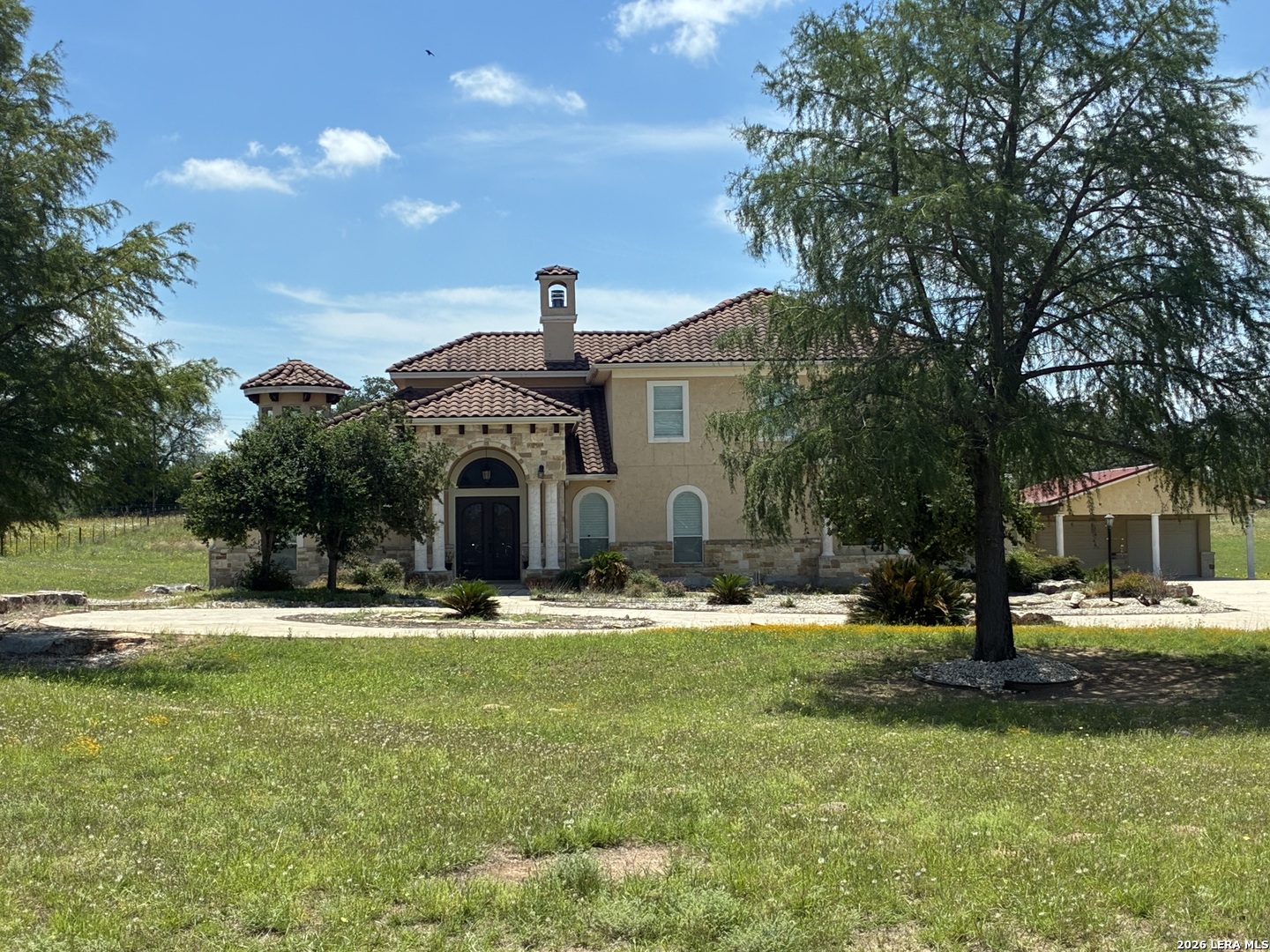 113 Abrego Mount Floresville TX 78114