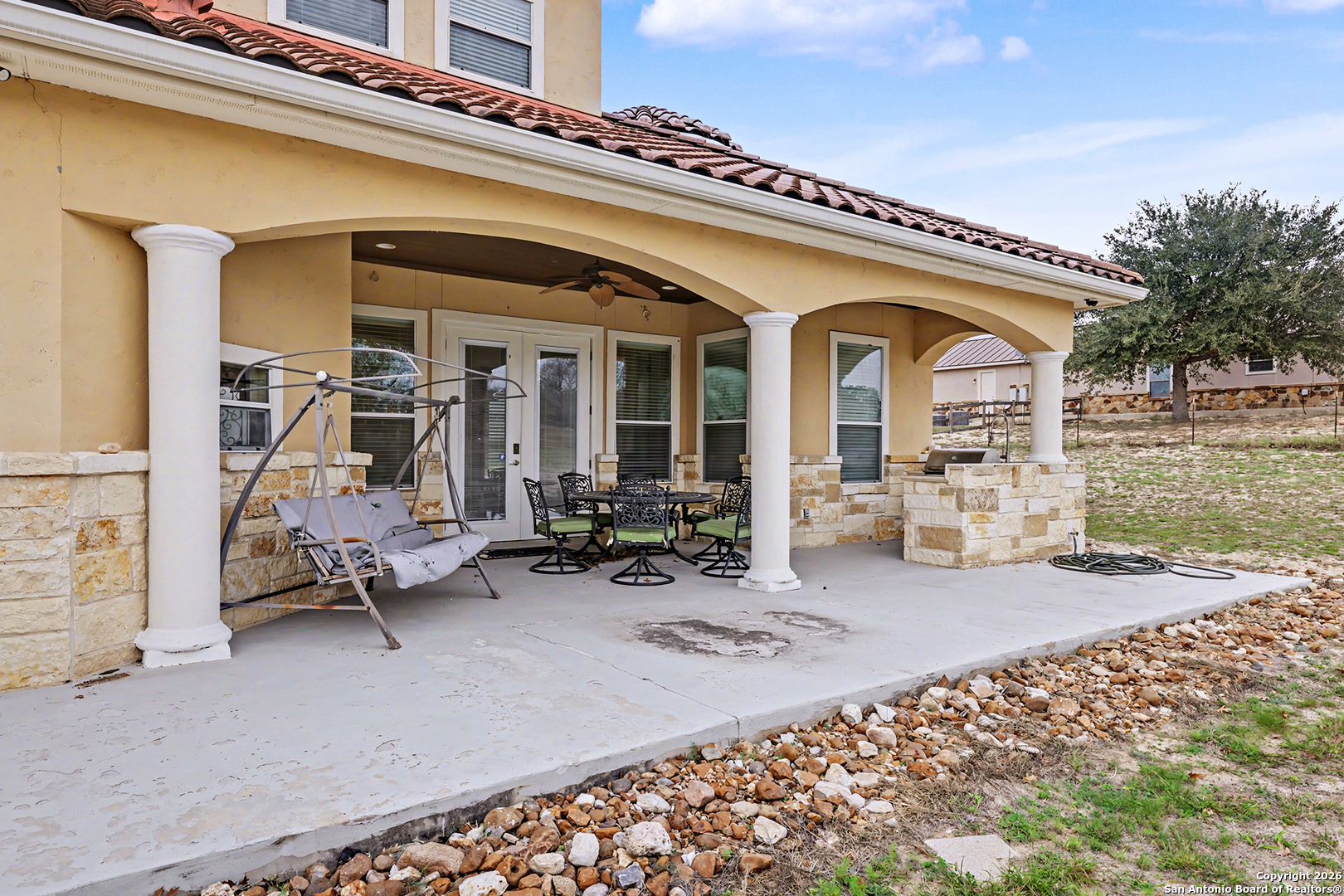 113 Abrego Mount Floresville TX 78114