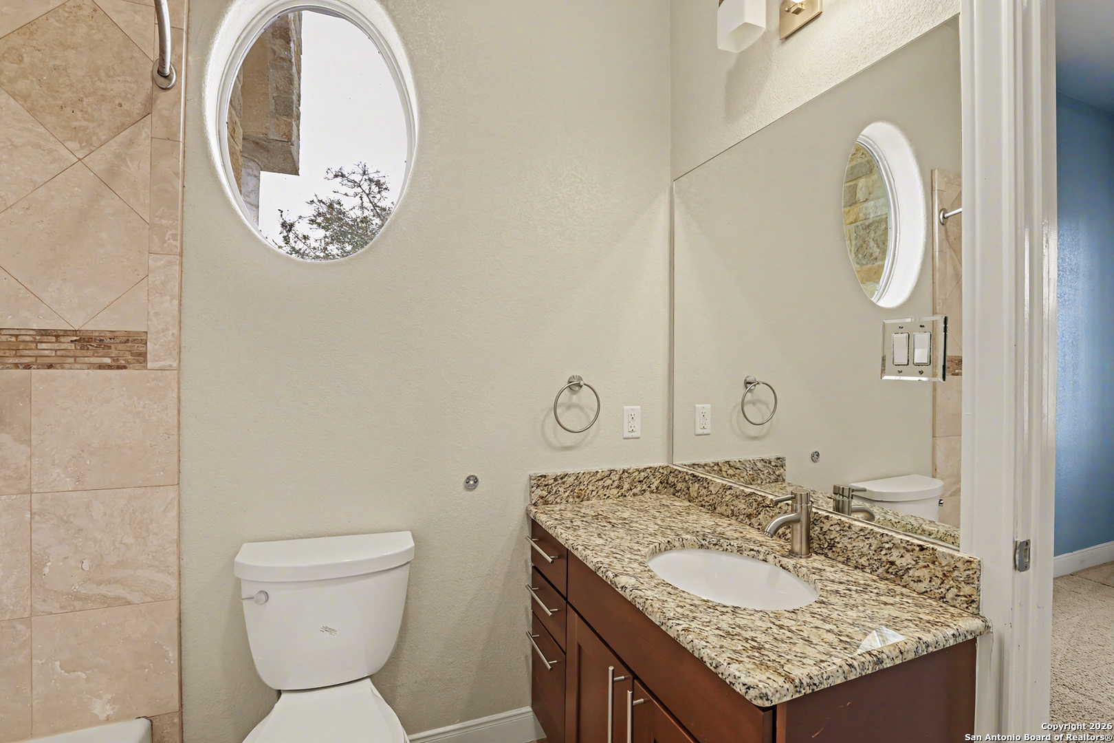 113 Abrego Mount Floresville TX 78114