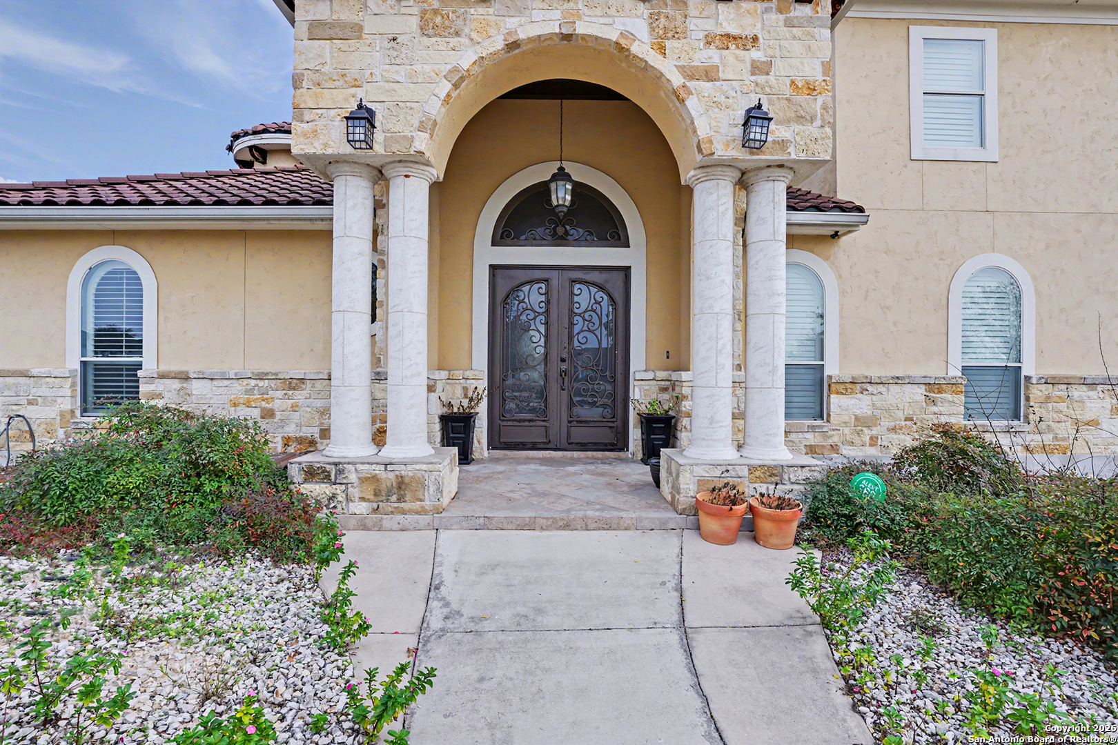 113 Abrego Mount Floresville TX 78114
