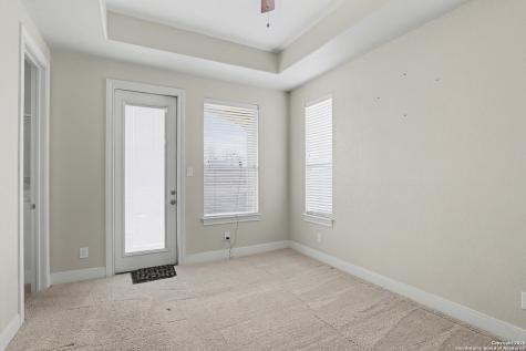 113 Abrego Mount Floresville TX 78114