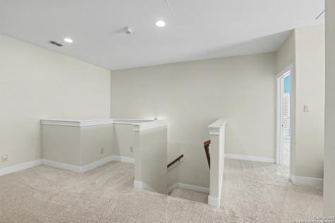 113 Abrego Mount Floresville TX 78114
