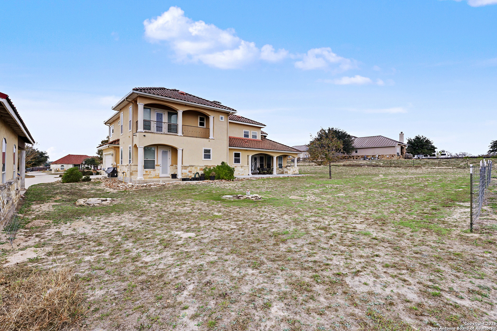 113 Abrego Mount Floresville TX 78114
