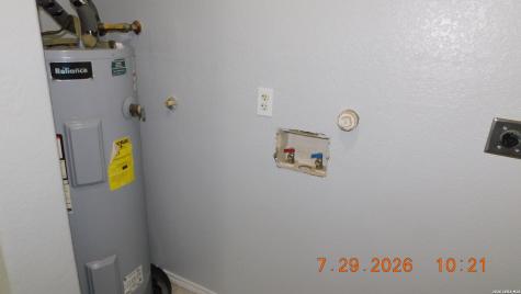 55 S 3rd Somerset TX 78069