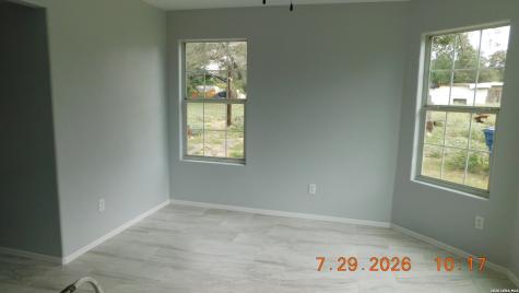 55 S 3rd Somerset TX 78069