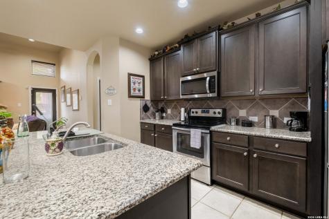 11310 White Tip San Antonio TX 78245
