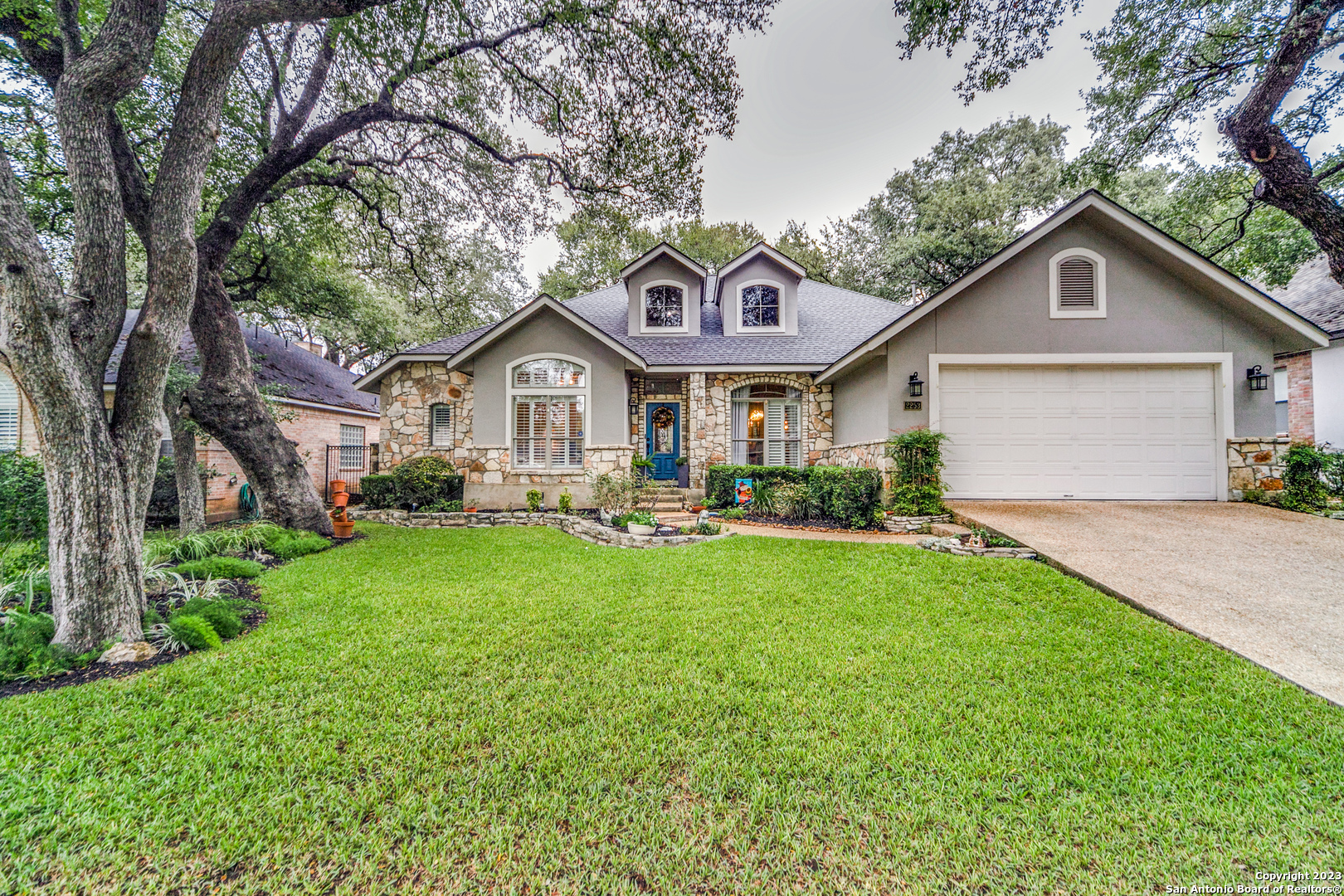 2253 Blackoak Bend San Antonio TX 78248