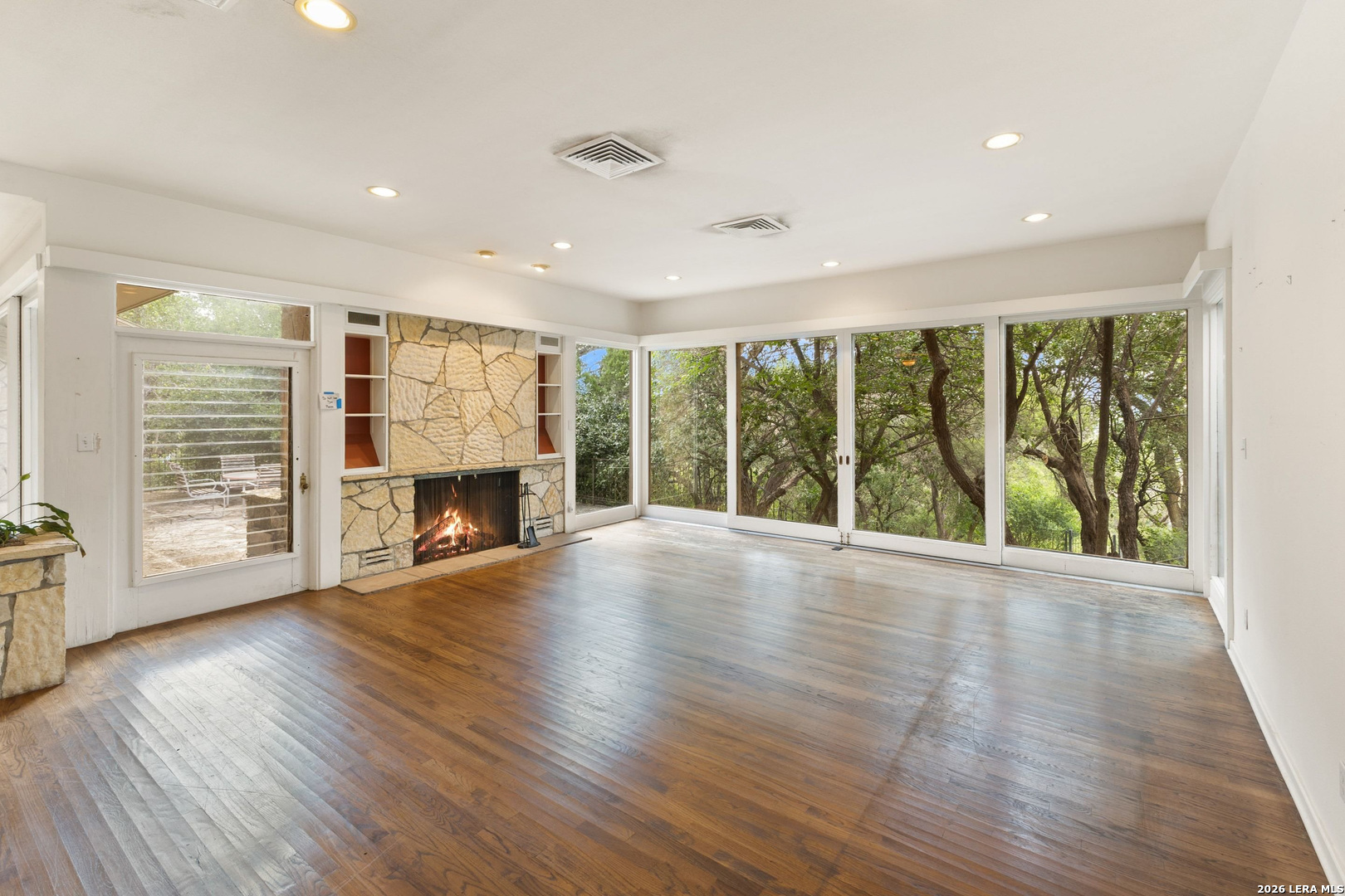 436 Lakeview Boulevard New Braunfels TX 78130