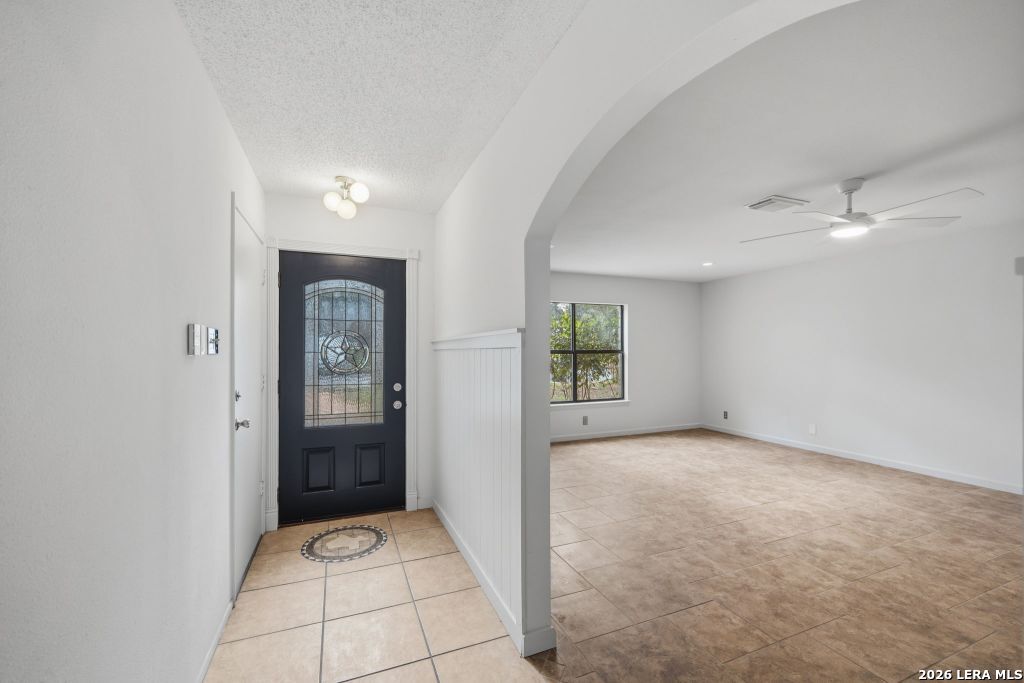 1019 Arrowhead Trail San Antonio TX 78245