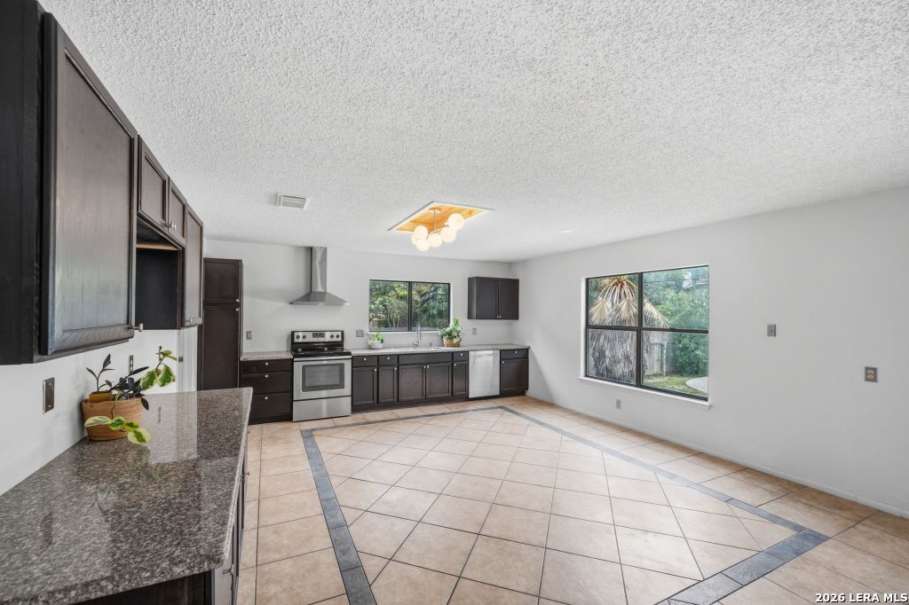 1019 Arrowhead Trail San Antonio TX 78245