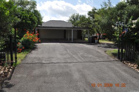 610 Timber Bluff San Antonio TX 78253