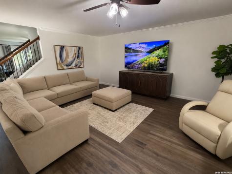 610 Timber Bluff San Antonio TX 78253