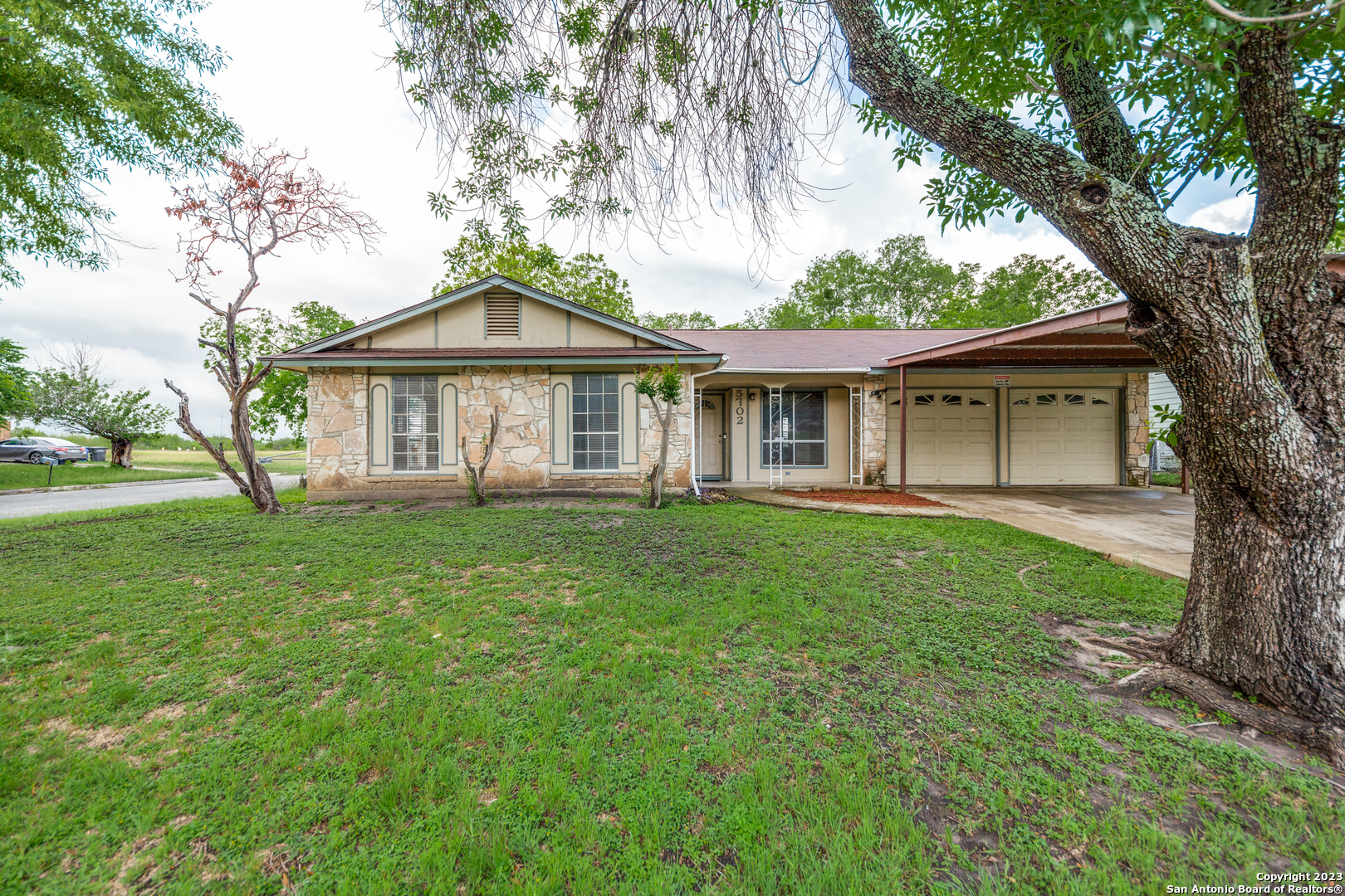 5702 Woodcraft San Antonio TX 78218