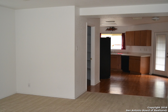 25 Badgers Hills San Antonio TX 78238