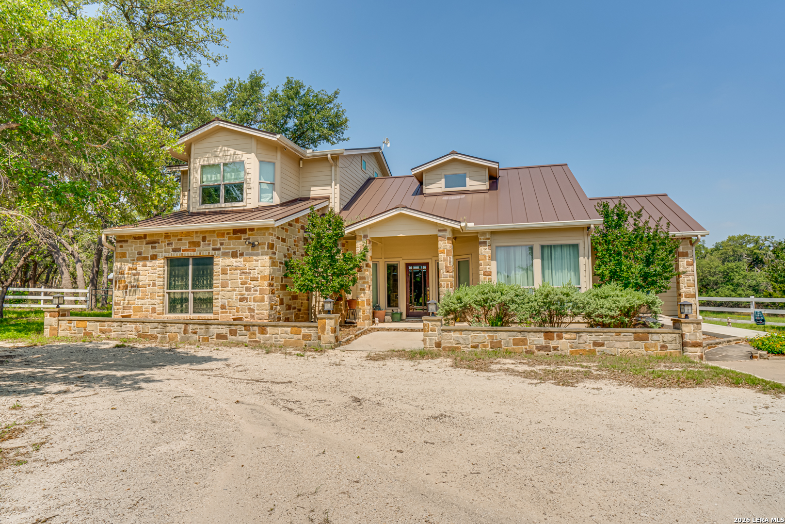 519 N Brasstown Drive Blanco TX 78606
