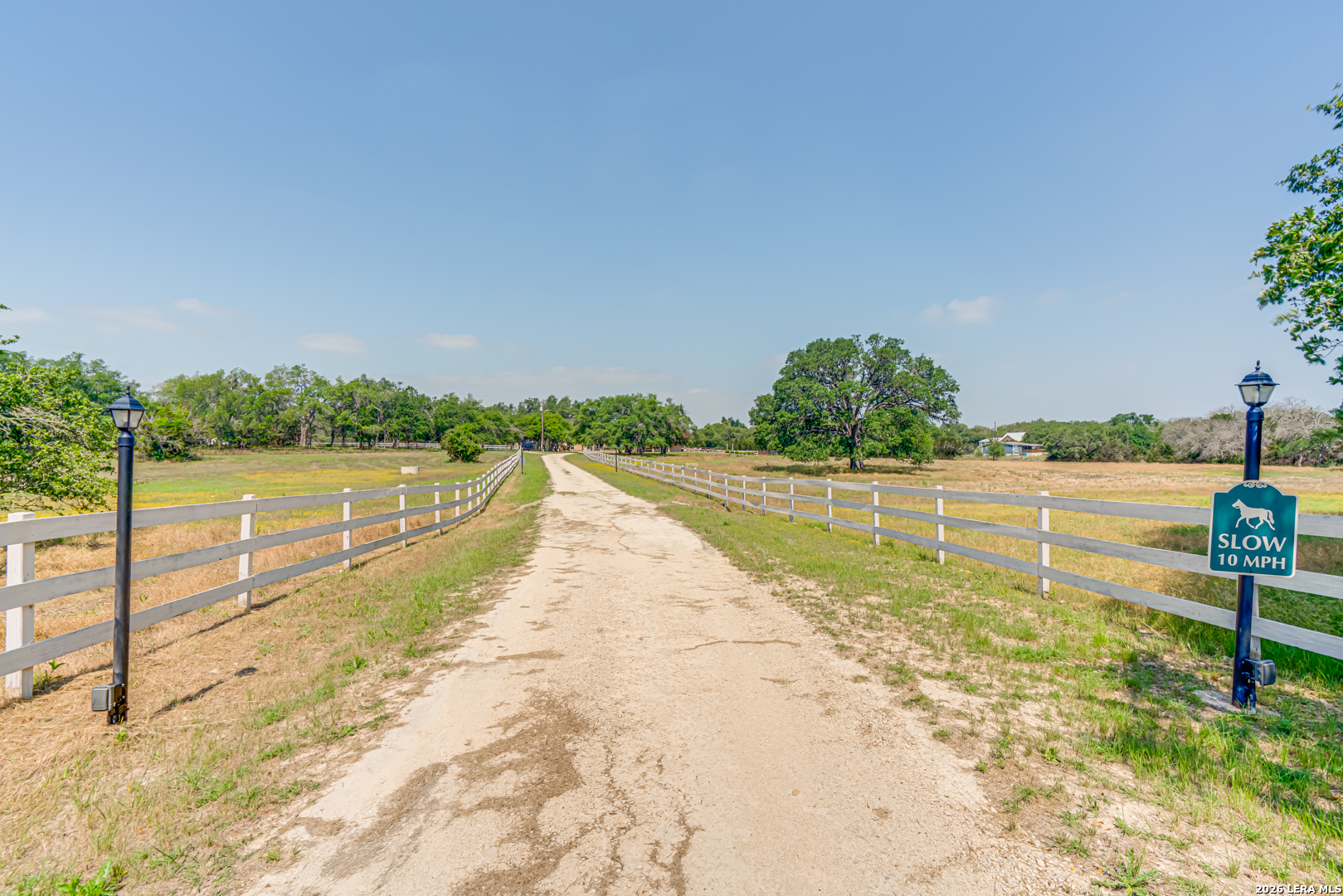 519 N Brasstown Drive Blanco TX 78606