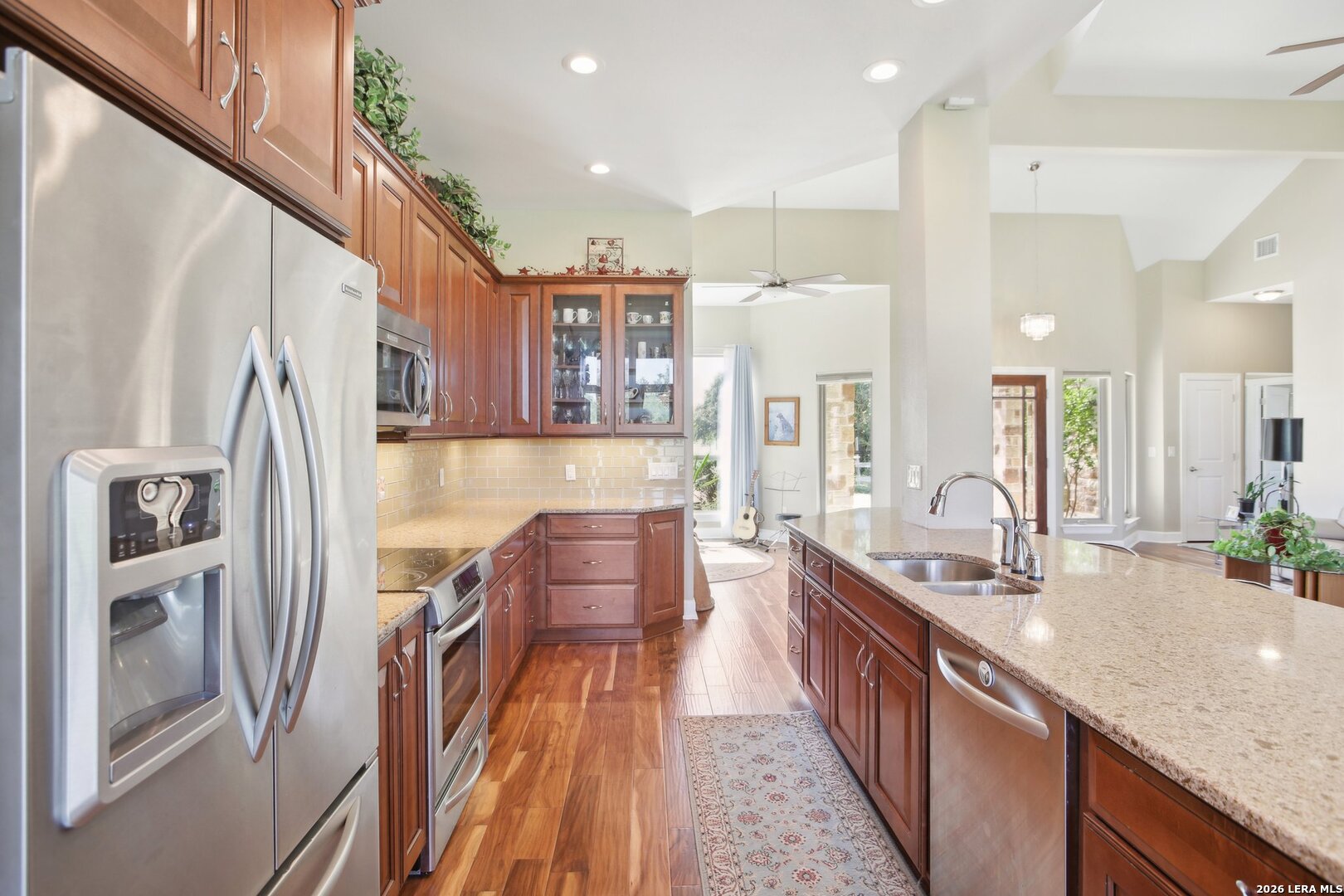 519 N Brasstown Drive Blanco TX 78606