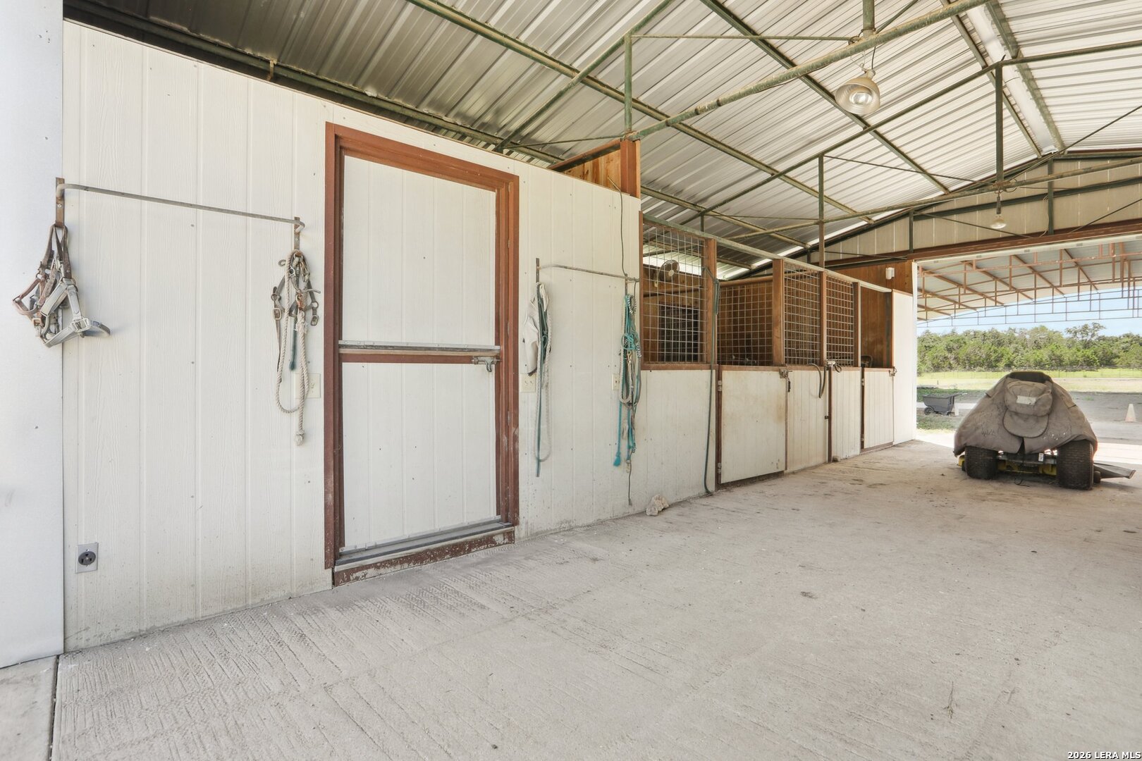 519 N Brasstown Drive Blanco TX 78606