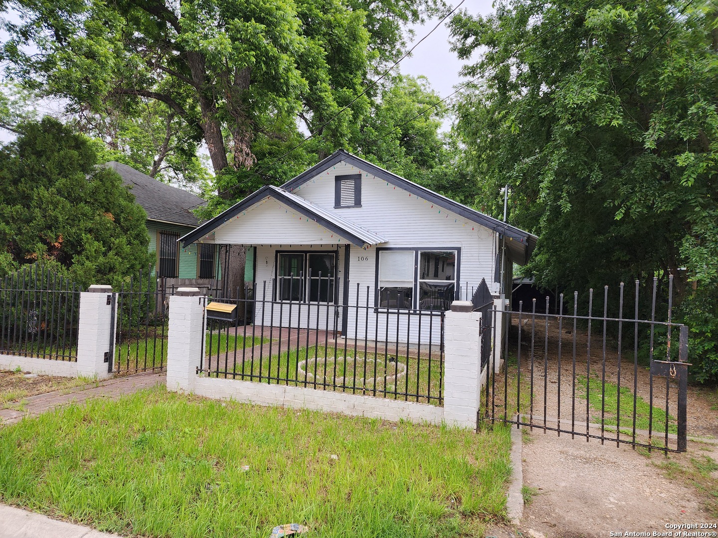 106 Regina Street San Antonio TX 78223