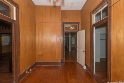 218 Cedar San Antonio TX 78210
