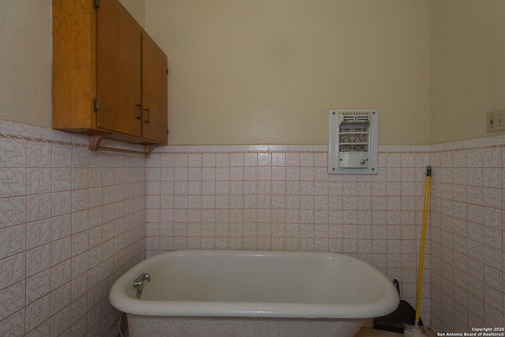 218 Cedar San Antonio TX 78210