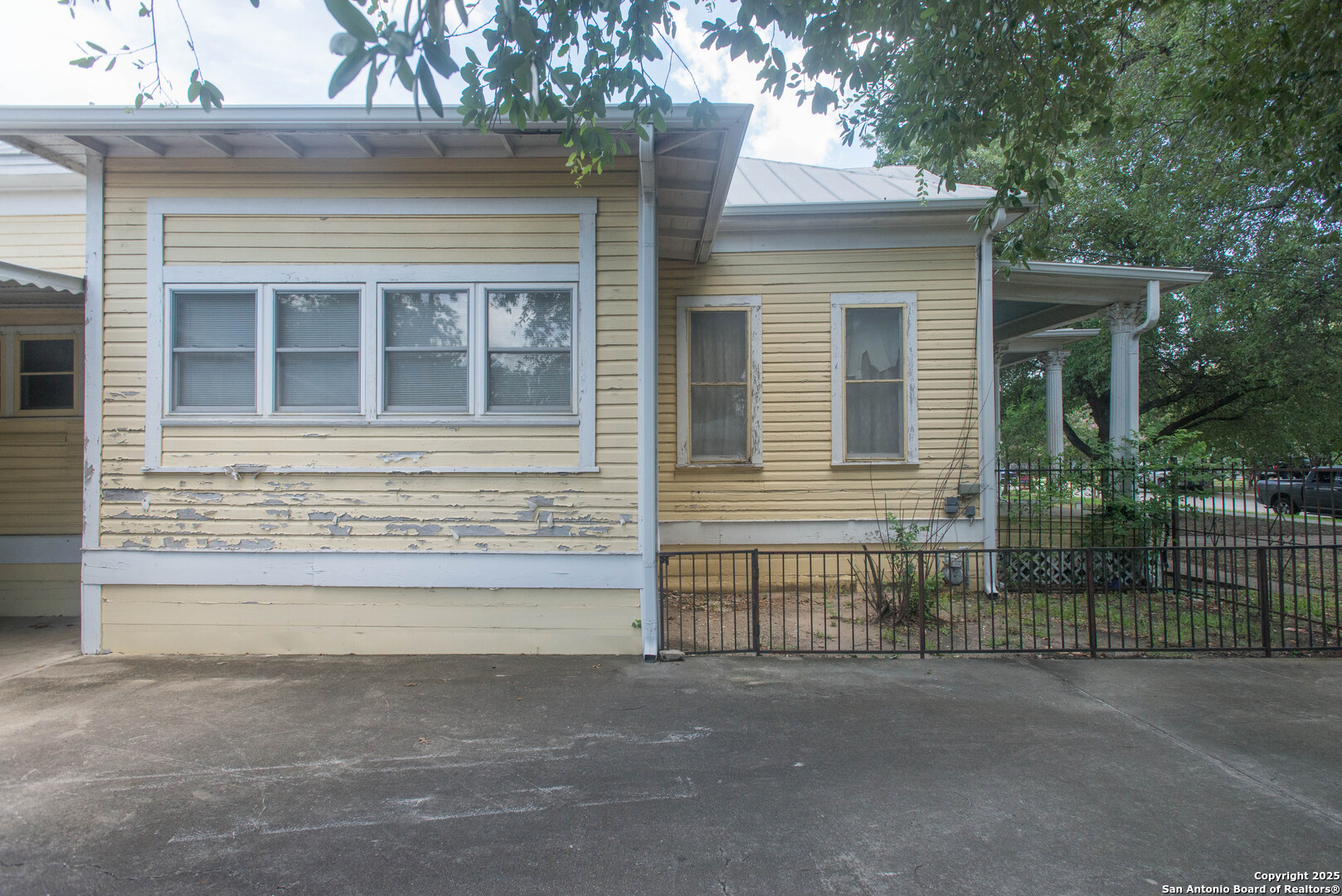 218 Cedar San Antonio TX 78210