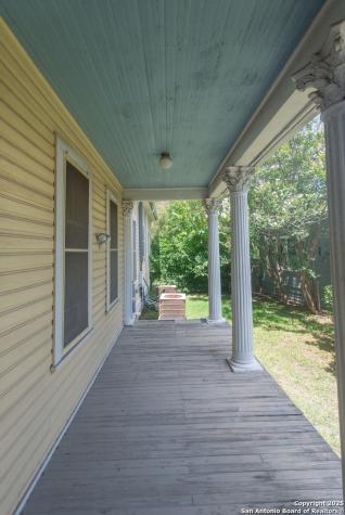 218 Cedar San Antonio TX 78210