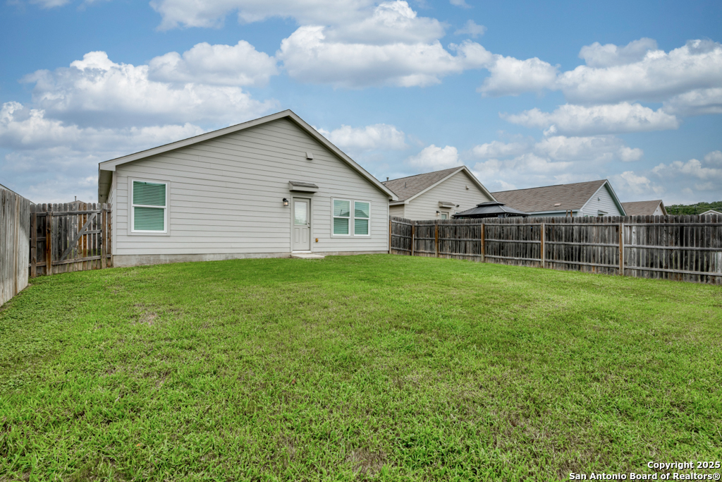 9826 Morgans Mills San Antonio TX 78254