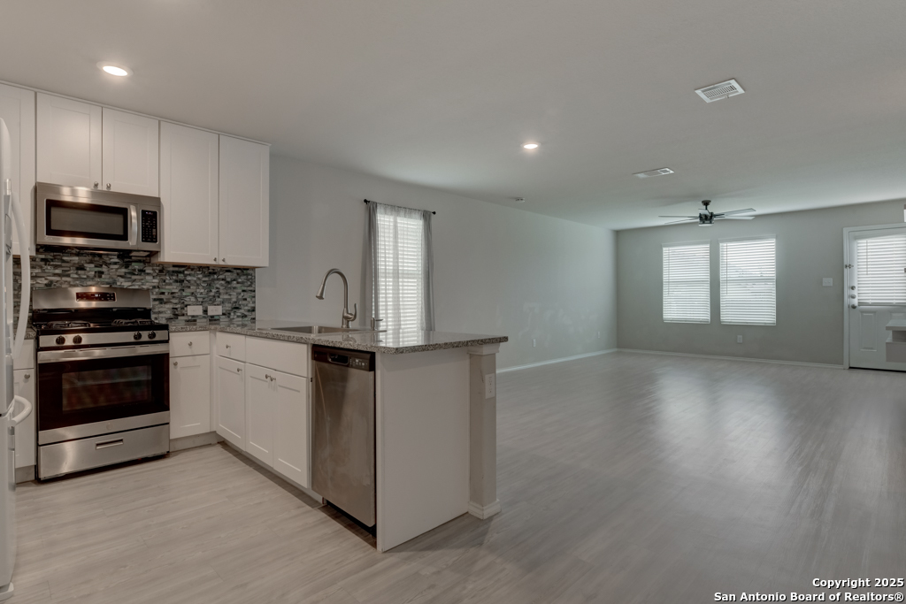 9826 Morgans Mills San Antonio TX 78254