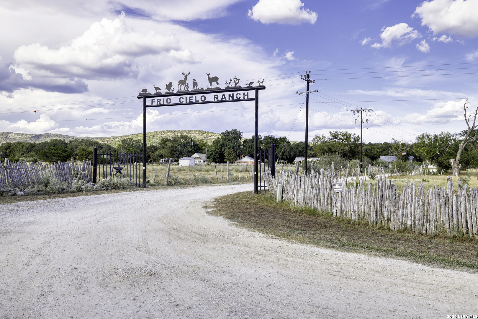 297 Squirrel Bend Concan TX 78838