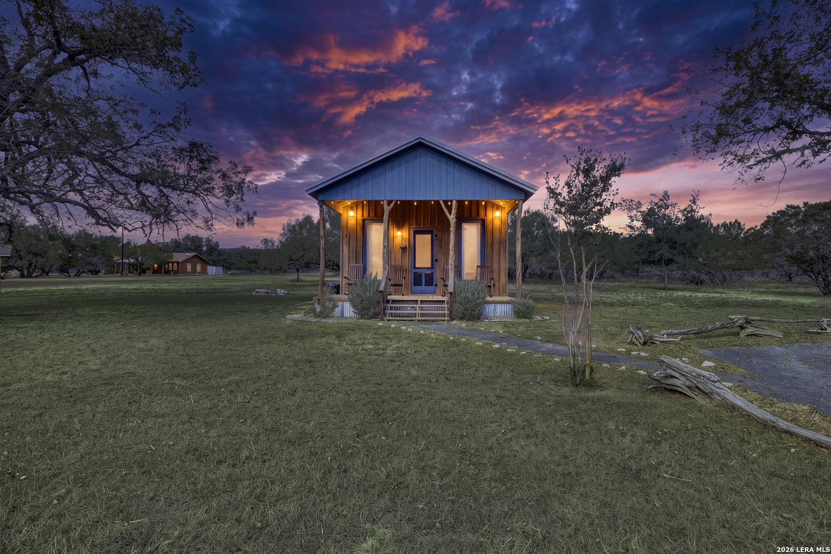 297 Squirrel Bend Concan TX 78838