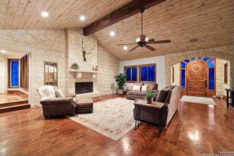 222 State Highway 46 E Boerne TX 78006