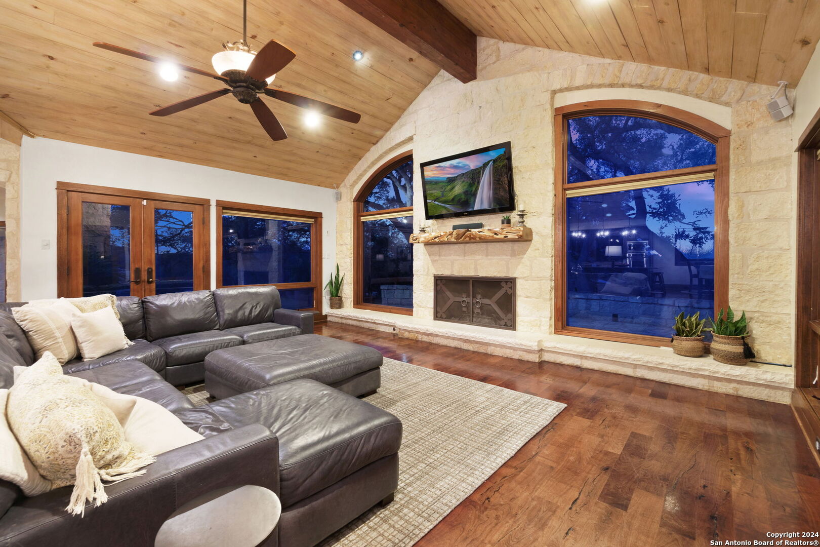 222 State Highway 46 E Boerne TX 78006