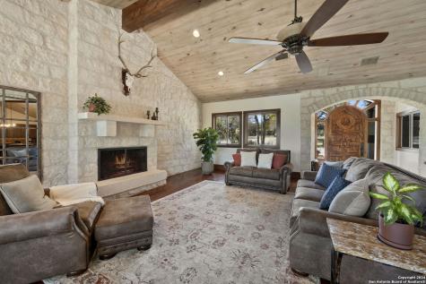 222 State Highway 46 E Boerne TX 78006