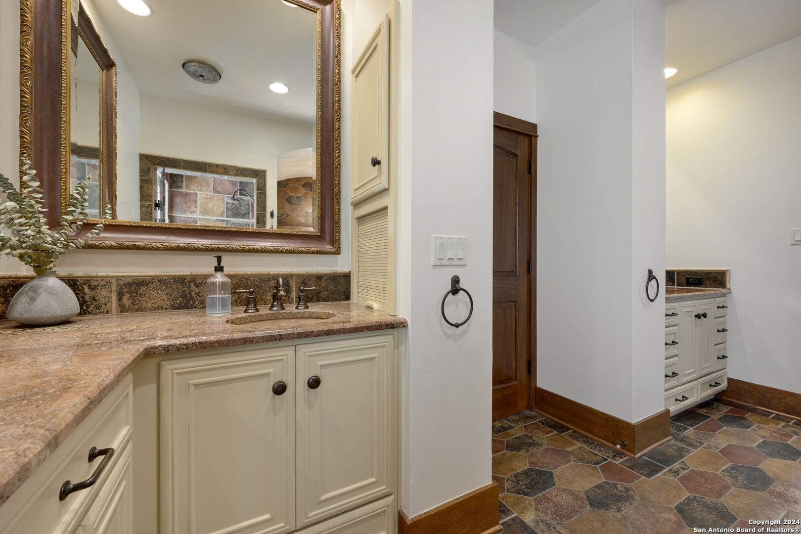 222 State Highway 46 E Boerne TX 78006
