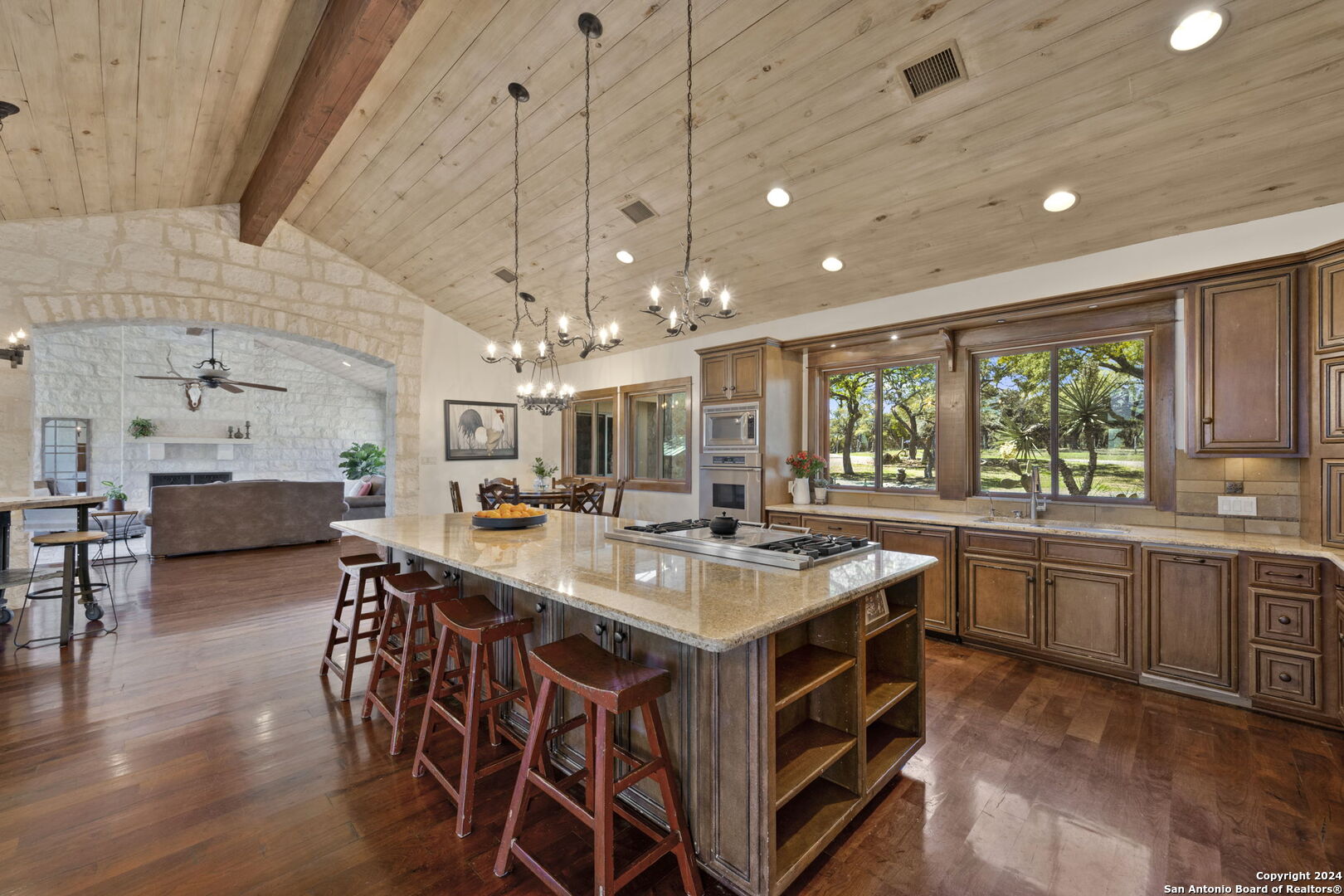 222 State Highway 46 E Boerne TX 78006