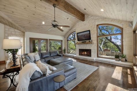 222 State Highway 46 E Boerne TX 78006