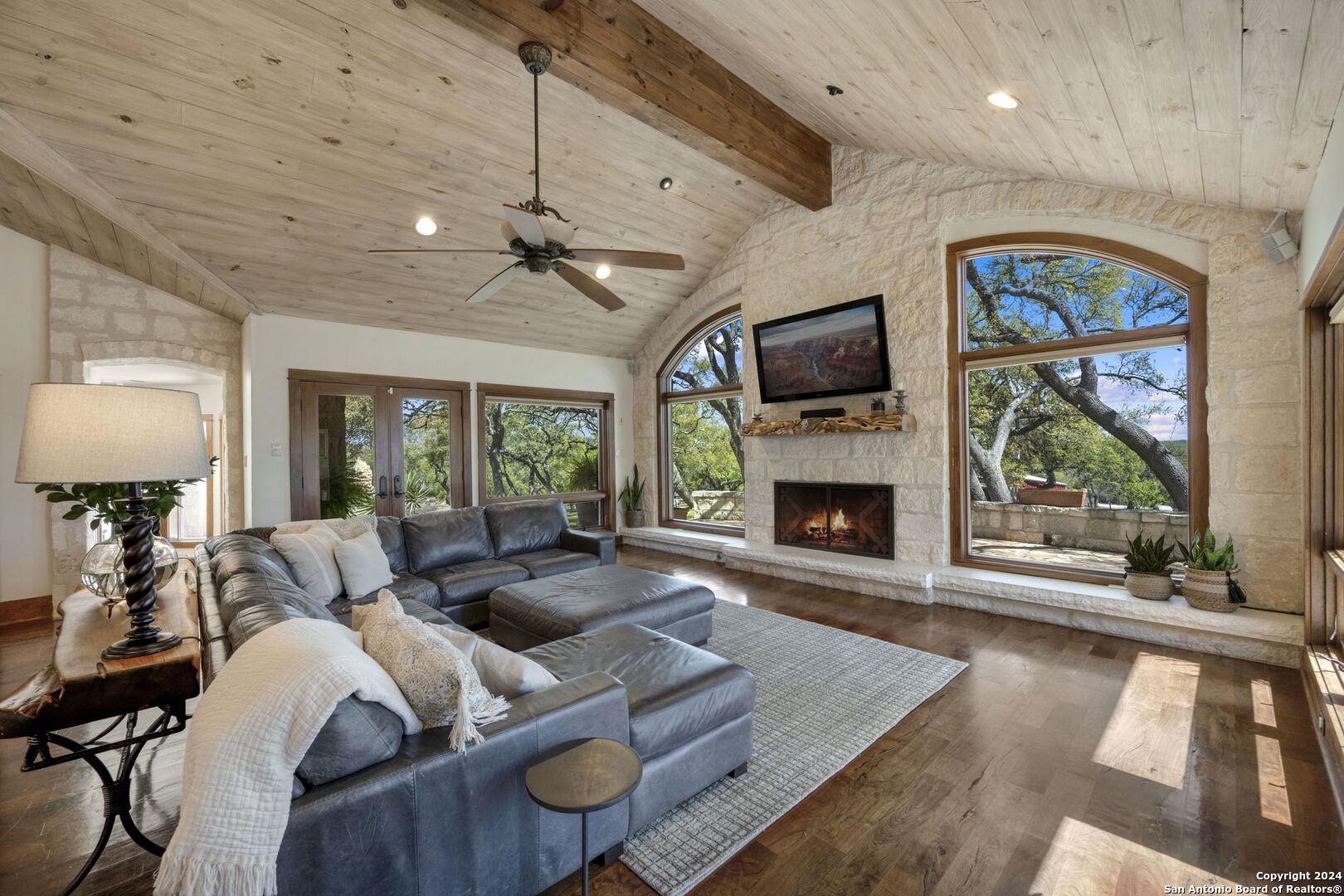 222 State Highway 46 E Boerne TX 78006