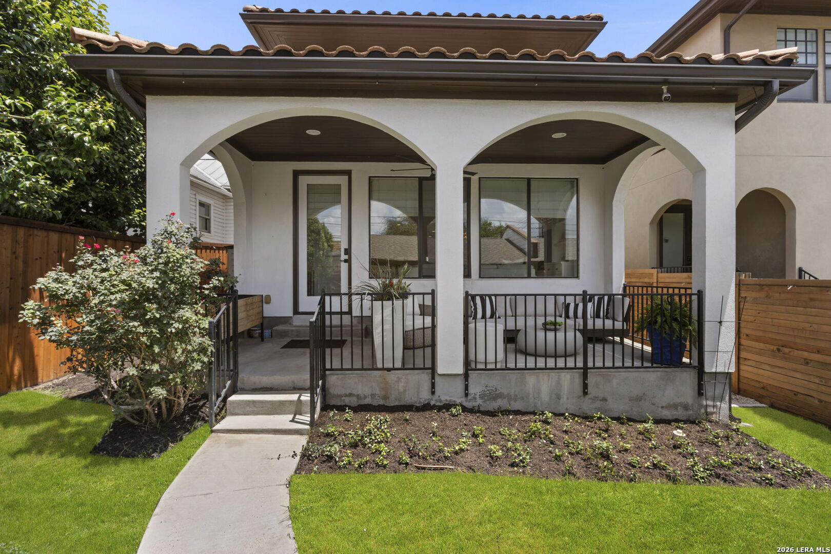 334 E Olmos Drive Olmos Park TX 78212