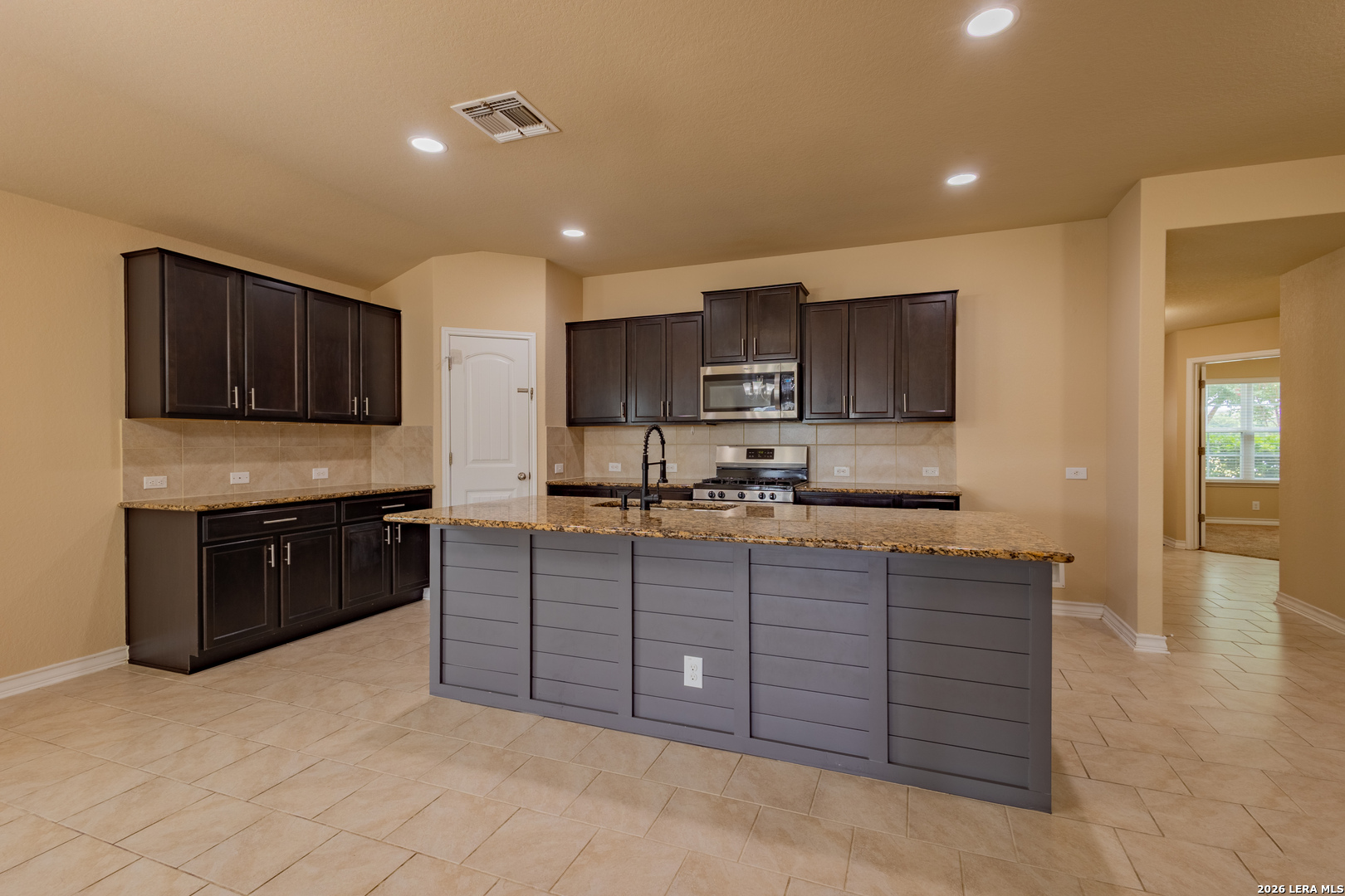 8713 Ironwood Hill San Antonio TX 78254