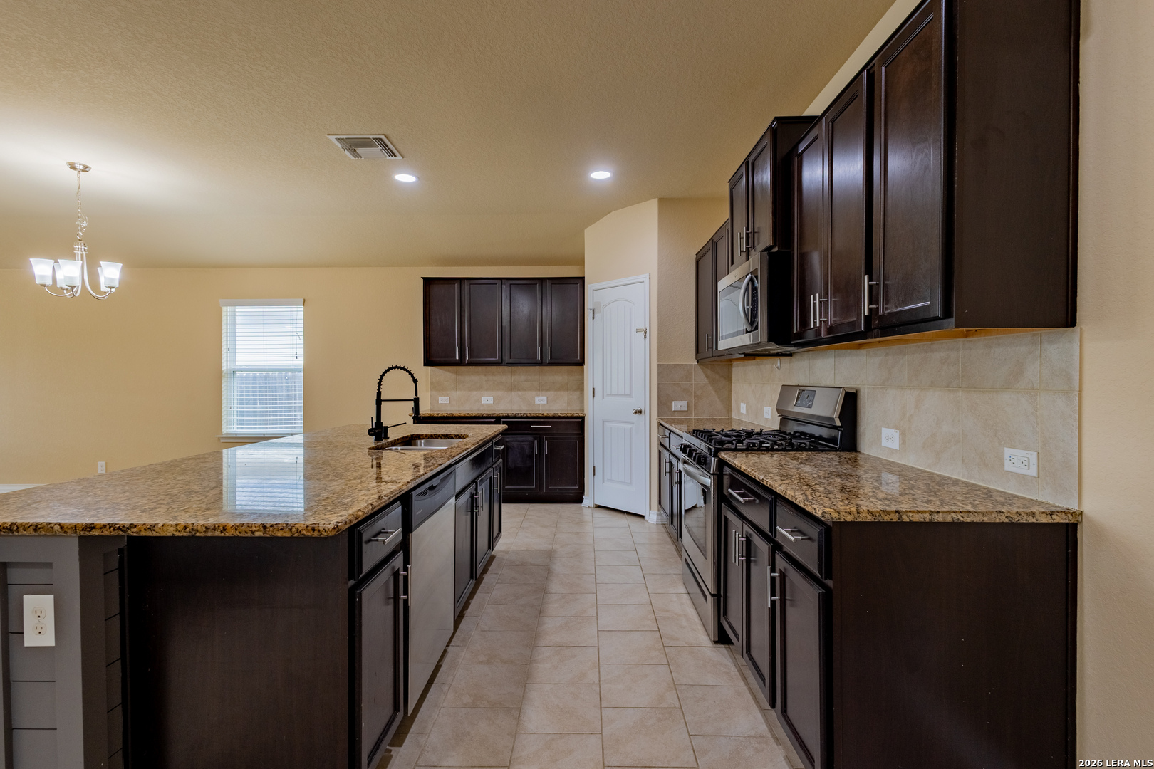 8713 Ironwood Hill San Antonio TX 78254