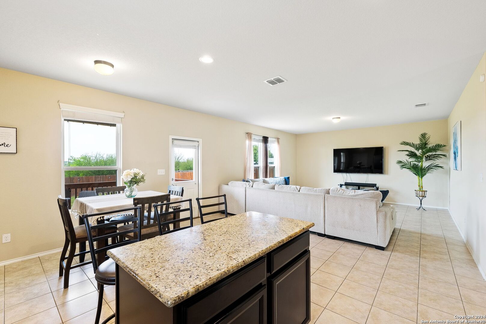 9779 Harbor Mist Lane Converse TX 78109