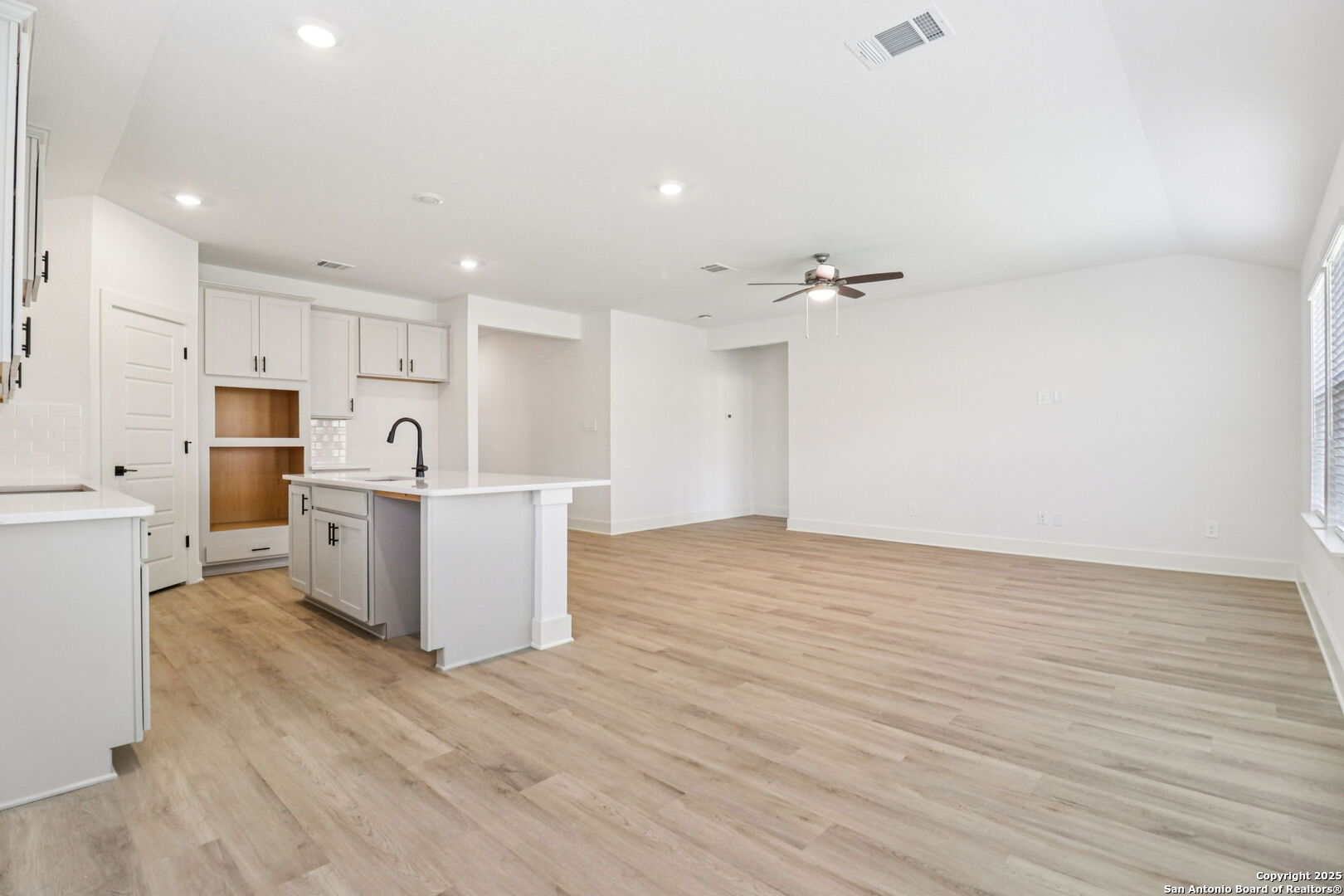 11459 Feather Vale San Antonio TX 78254