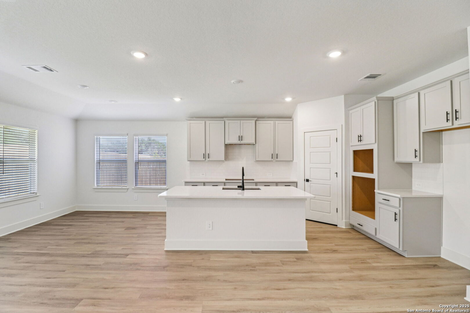 11459 Feather Vale San Antonio TX 78254