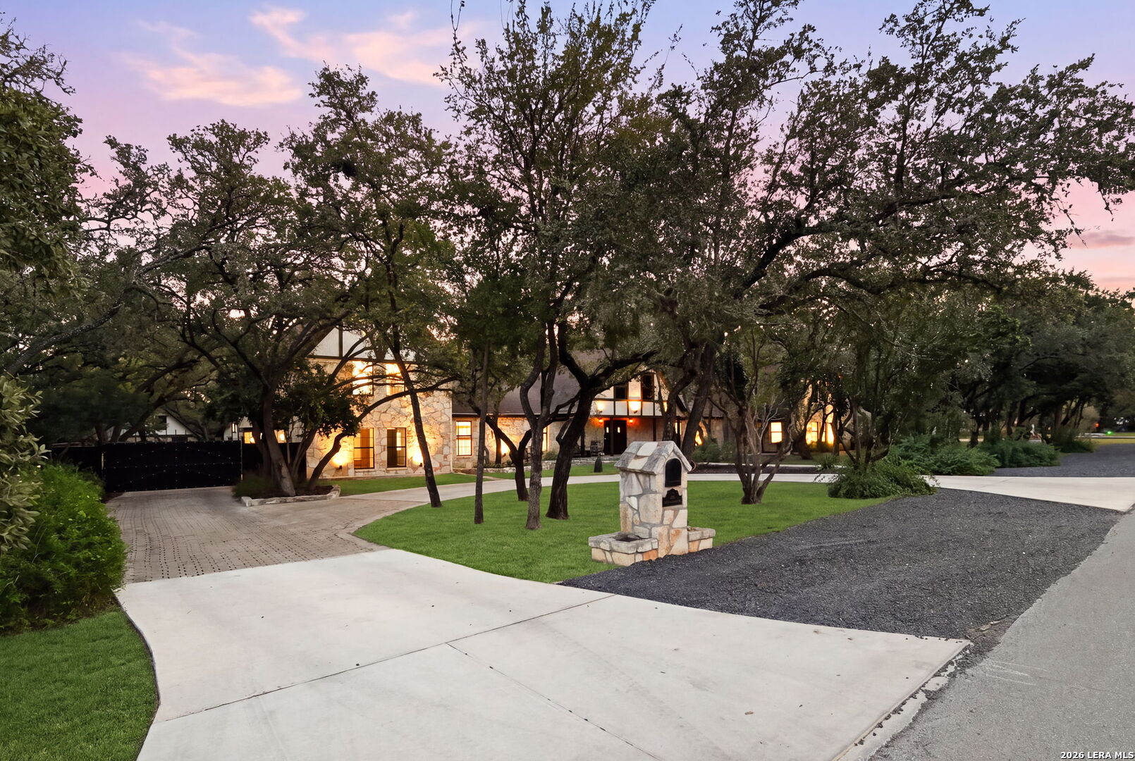 232 Meadowbrook Drive Hollywood Park TX 78232