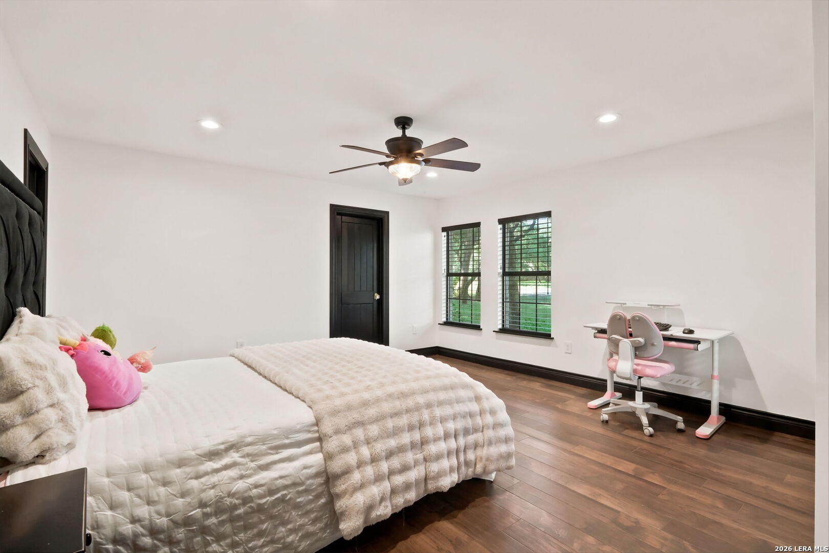 232 Meadowbrook Drive Hollywood Park TX 78232